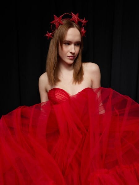 Zena Kırmızı Taç